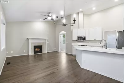 20155 Quinalt Dr, Oregon City, OR 97045 - Photo 16