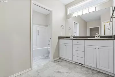 20155 Quinalt Dr, Oregon City, OR 97045 - Photo 36