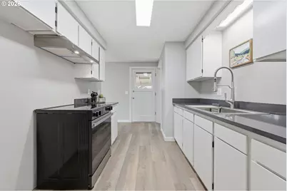 520 Geary St, Albany, OR 97321 - Photo 18