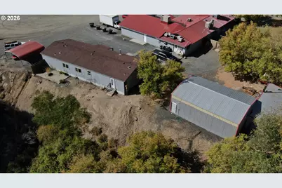 975 2nd St, North Powder, OR 97867 - Photo 30