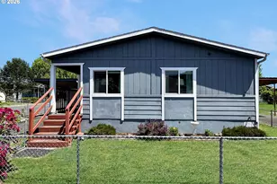 300 SW 7th Ave, Battle Ground, WA 98604 - Photo 2