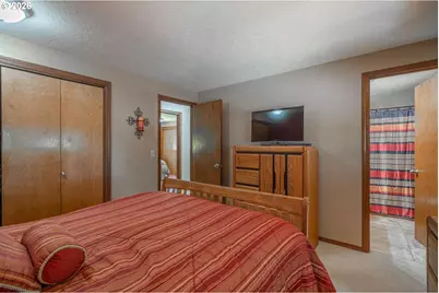 550 Wormwood St, Salem, OR 97306 - Photo 26