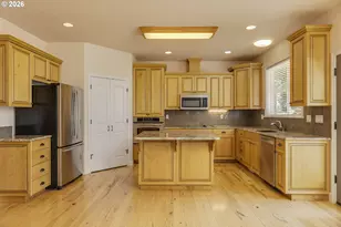 23522 Chaffey Ln, Aurora, OR 97002 - Photo 12