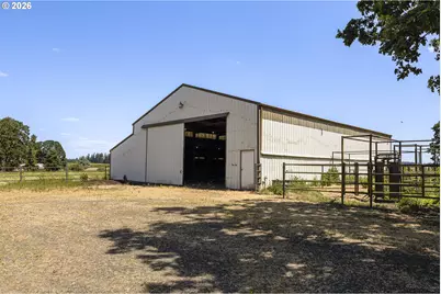 23522 Chaffey Ln, Aurora, OR 97002 - Photo 34