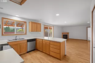 4388 SE Pine Way, Hillsboro, OR 97123 - Photo 6