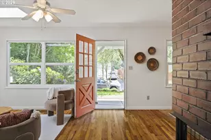 8719 N Wilbur Ave, Portland, OR 97217 - Photo 8