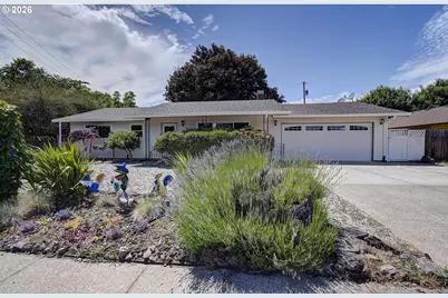 3710 NE Pacific Way, Vancouver, WA 98662 - Photo 1