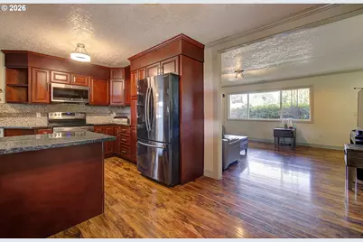 3710 NE Pacific Way, Vancouver, WA 98662 - Photo 8