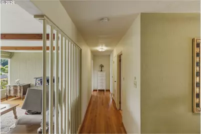 1037 N 10th St, Coos Bay, OR 97420 - Photo 16