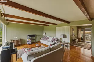 1037 N 10th St, Coos Bay, OR 97420 - Photo 4
