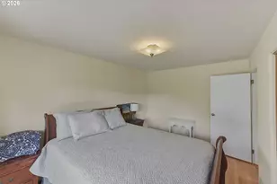 1037 N 10th St, Coos Bay, OR 97420 - Photo 22