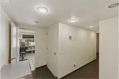 1037 N 10th St, Coos Bay, OR 97420 - Photo 28