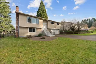 1310 Sherri Ct, West Linn, OR 97068 - Photo 2