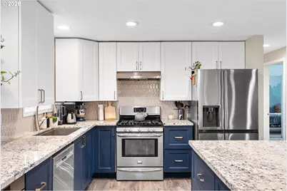 1310 Sherri Ct, West Linn, OR 97068 - Photo 10