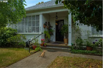 829 Florida St, North Bend, OR 97459 - Photo 4