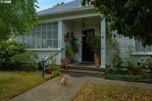 829 Florida St, North Bend, OR 97459 - Photo 4