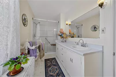 829 Florida St, North Bend, OR 97459 - Photo 22