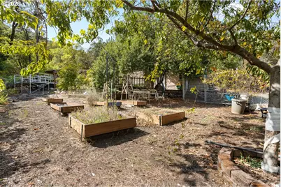 5120 NW Broad St, Roseburg, OR 97471 - Photo 38