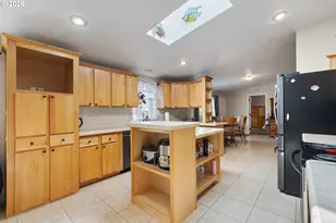 5120 NW Broad St, Roseburg, OR 97471 - Photo 12