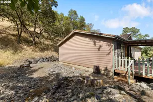 5120 NW Broad St, Roseburg, OR 97471 - Photo 36