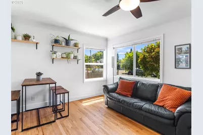 4526 SE 37th Ave, Portland, OR 97202 - Photo 4