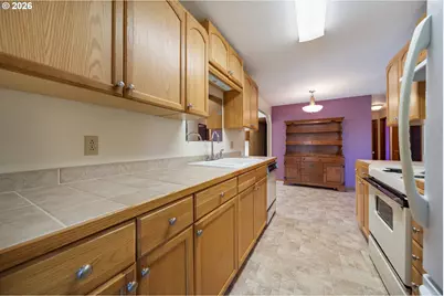 95624 Riverway Dr, Gold Beach, OR 97444 - Photo 8
