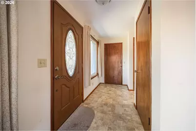 95624 Riverway Dr, Gold Beach, OR 97444 - Photo 2