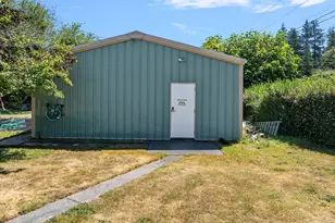 95624 Riverway Dr, Gold Beach, OR 97444 - Photo 28