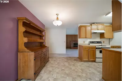 95624 Riverway Dr, Gold Beach, OR 97444 - Photo 14