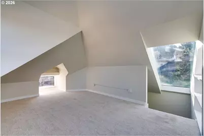 223 S Whitaker St, Portland, OR 97239 - Photo 24