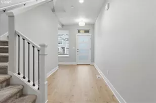 8565 SW 176th Ave, Beaverton, OR 97007 - Photo 2