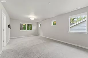 8565 SW 176th Ave, Beaverton, OR 97007 - Photo 22