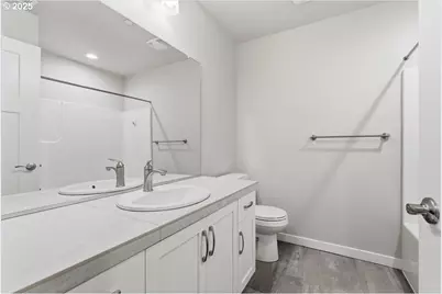 8565 SW 176th Ave, Beaverton, OR 97007 - Photo 32