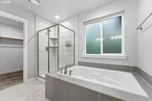 8565 SW 176th Ave, Beaverton, OR 97007 - Photo 24