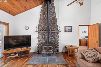 36189 Hwy 58, Pleasant Hill, OR 97455 - Photo 12