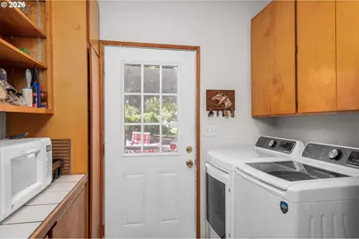 36189 Hwy 58, Pleasant Hill, OR 97455 - Photo 28