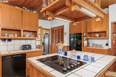 36189 Hwy 58, Pleasant Hill, OR 97455 - Photo 16