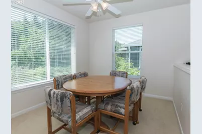 4556 SW 11th St, Gresham, OR 97080 - Photo 8