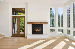 3718 SW Hillside Dr, Portland, OR 97221 - Photo 8