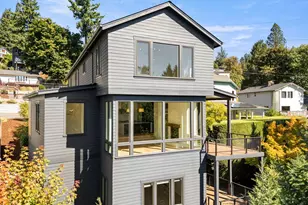 3718 SW Hillside Dr, Portland, OR 97221 - Photo 36