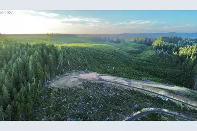 000 Fawn Ln #1300, Coos Bay, OR 97420 - Photo 6