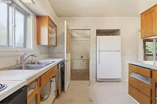 10535 SW 80th Ave, Tigard, OR 97223 - Photo 14