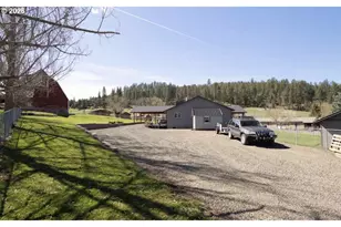 503 S Holmes St, Wallowa, OR 97885 - Photo 40