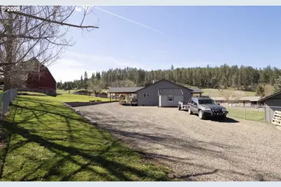 503 S Holmes St, Wallowa, OR 97885 - Photo 30