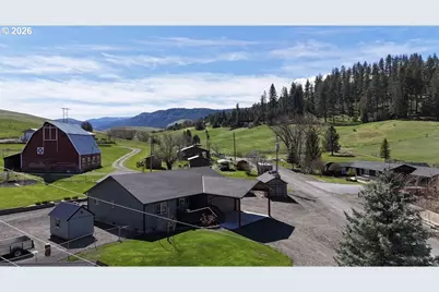 503 S Holmes St, Wallowa, OR 97885 - Photo 2