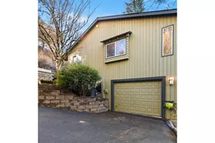 2831 NE Rocky Butte Rd, Portland, OR 97220 - Photo 28