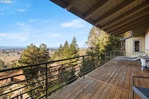 2831 NE Rocky Butte Rd, Portland, OR 97220 - Photo 26