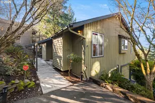 2831 NE Rocky Butte Rd, Portland, OR 97220 - Photo 2