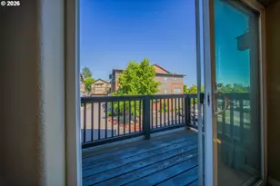 1010 SW 170th Ave, Beaverton, OR 97003 - Photo 10