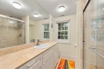 9124 SW 23rd Dr, Portland, OR 97219 - Photo 32